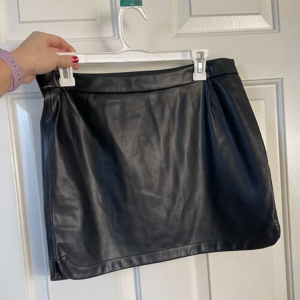 Gap faux leather mini skirt